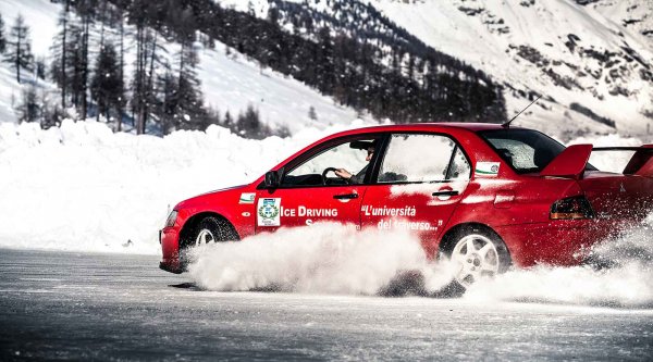 Ghiacciodromo Livigno - Snow and ice driving experience